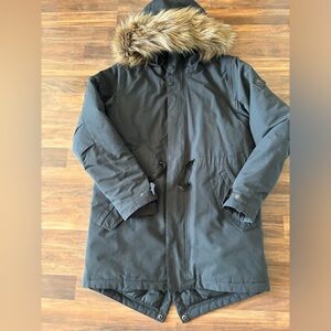 Burton Women’s Saxton Parka
